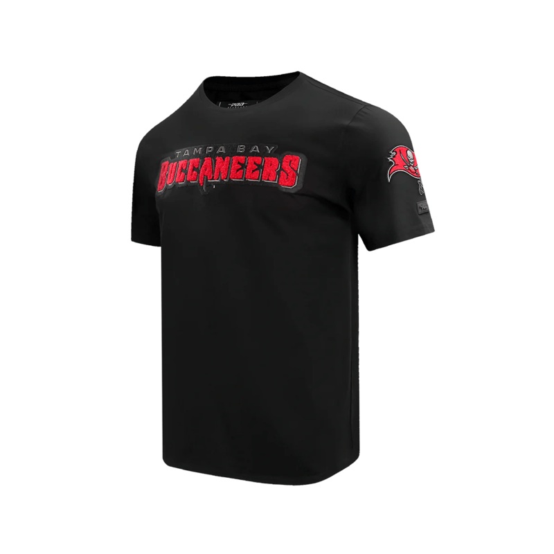 Tampa Bay Buccaneers Pro Standard NFL Classic Chenille Flex T-Shirt – Black