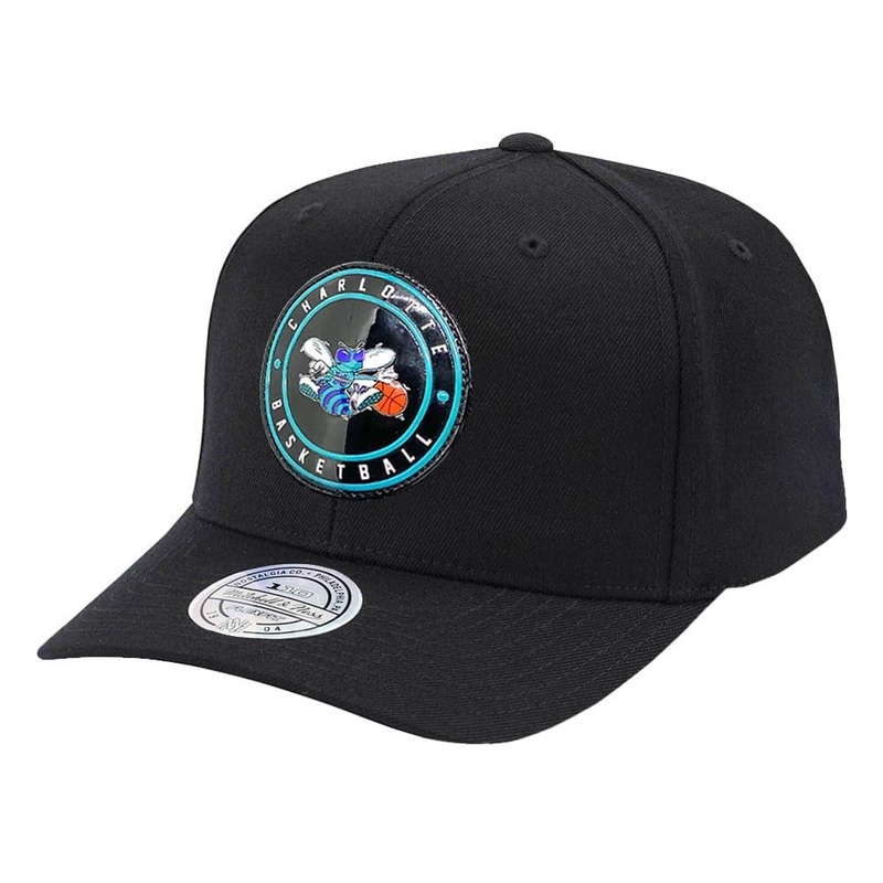 Charlotte Hornets Mitchell & Ness NBA Circle Weald 110 Curved Snapback Hat – Black