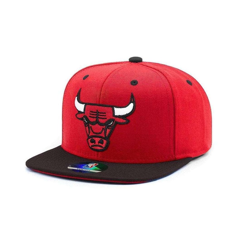 Kids Chicago Bulls Outerstuff NBA 2 Tone Snapback Hat – Red