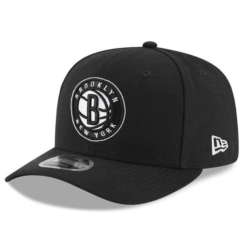 Brooklyn Nets New Era NBA Team Logo OF 9FIFTY Pre-Curved Snapback Hat – Black