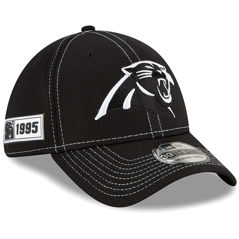 Carolina Panthers New Era NFL 2019 Sideline Black & White 39THIRTY Stretch-Fit Curve Hat