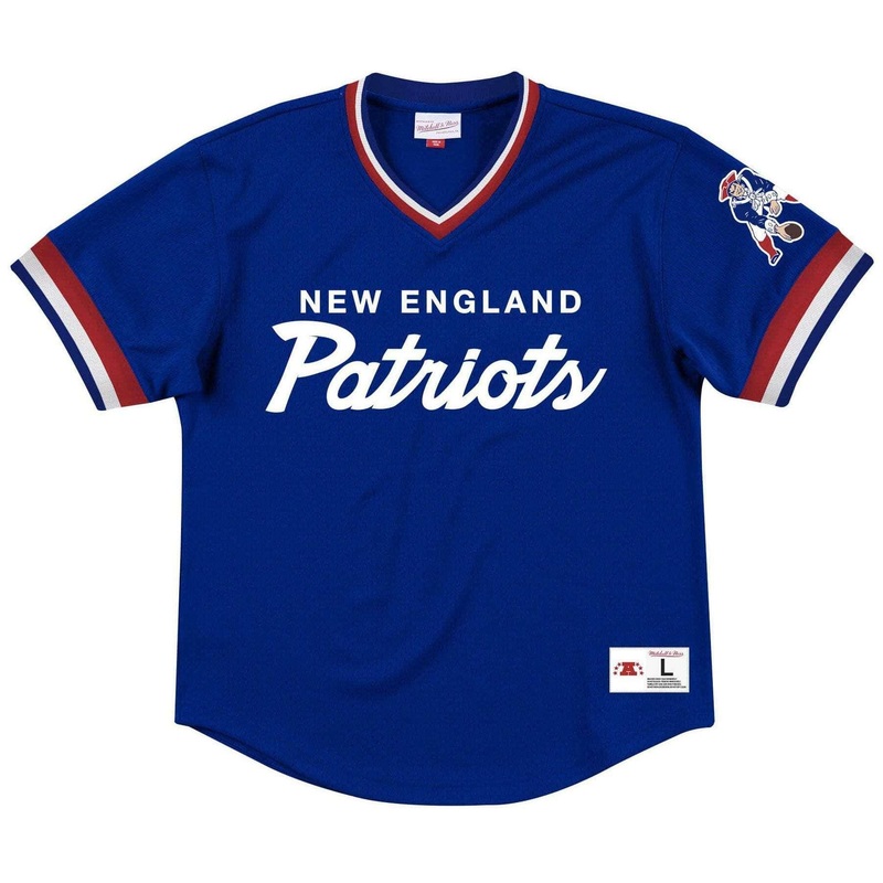 New England Patriots Mitchell & Ness NFL Special Script Mesh V-Neck – Blue