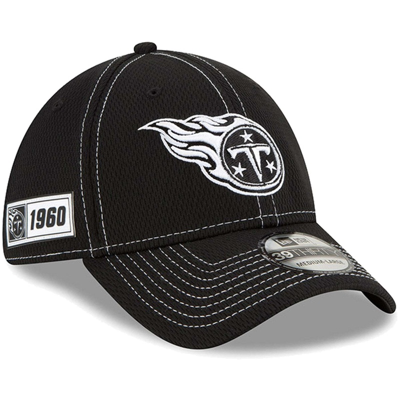 Tennessee Titans New Era NFL 2019 Sideline Black & White 39THIRTY Stretch-Fit Curve Hat