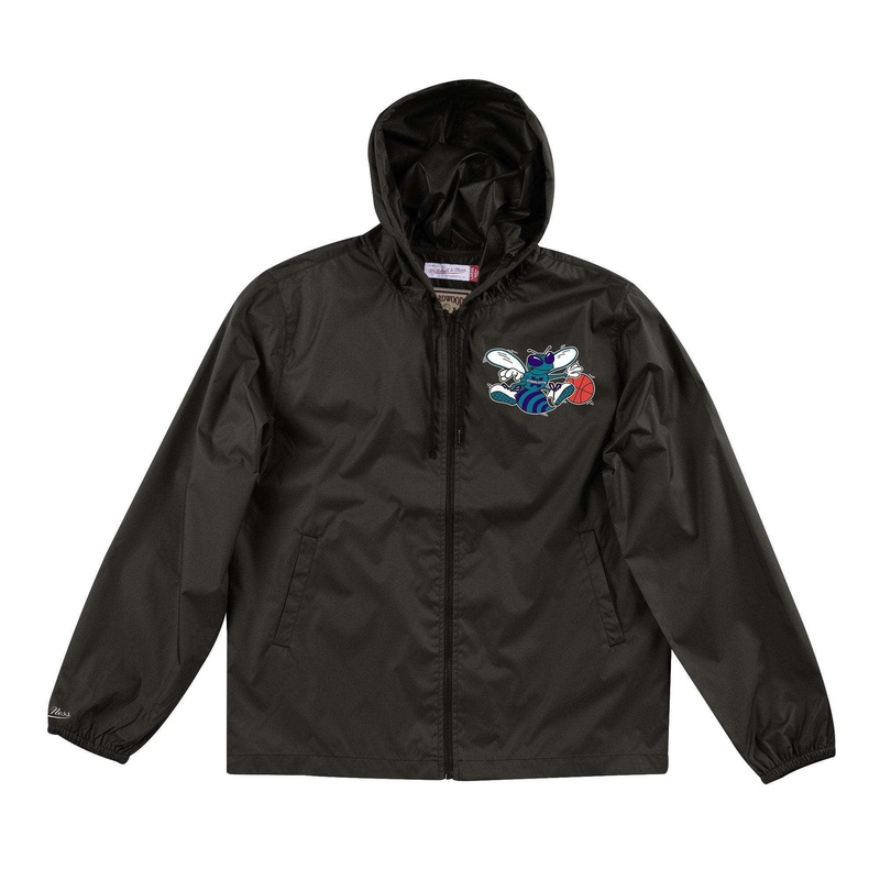 Charlotte Hornets Mitchell & Ness NBA Team Captain Windbreaker Jacket – Black