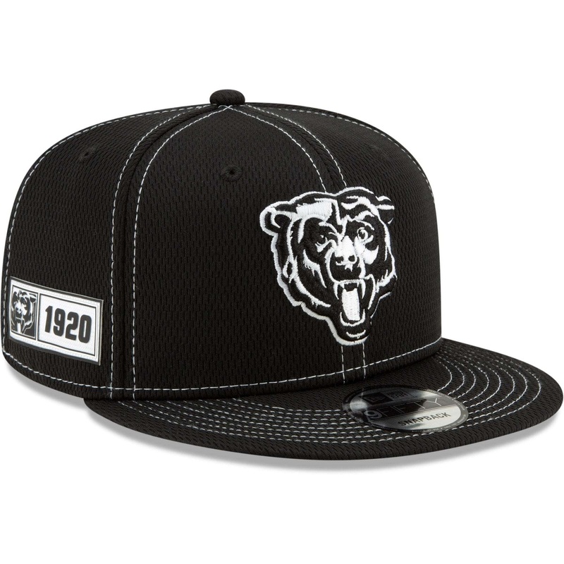 Chicago Bears New Era NFL 2019 Sideline Road Black & White 9FIFTY Snapback Hat