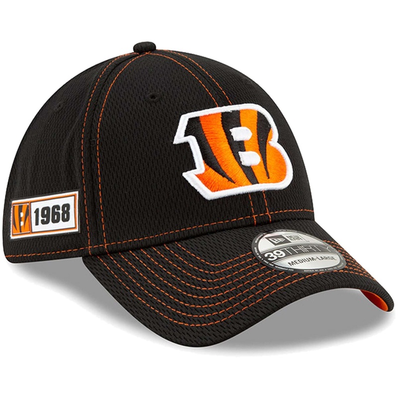 Cincinnati Bengals New Era NFL 2019 Sideline Road 39THIRTY Stretch-Fit Curve Hat – Black