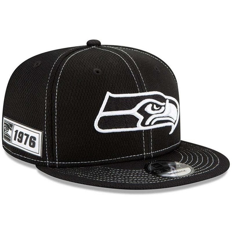 Seattle Seahawks New Era NFL 2019 Sideline Road Black & White 9FIFTY Snapback Hat