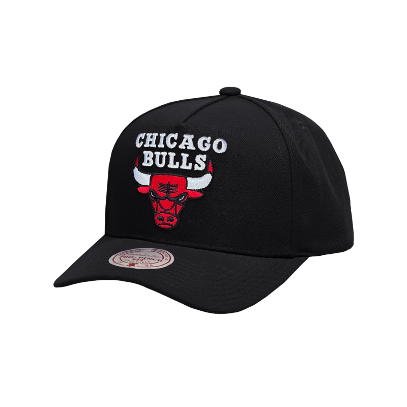 Chicago Bulls Mitchell & Ness NBA HWC Pro Pinch Snapback Hat – Black