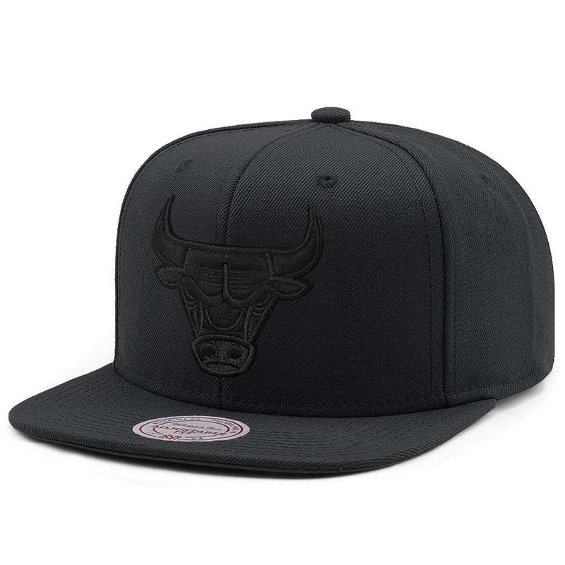 Chicago Bulls Mitchell & Ness NBA All Black High Crown Snapback Hat