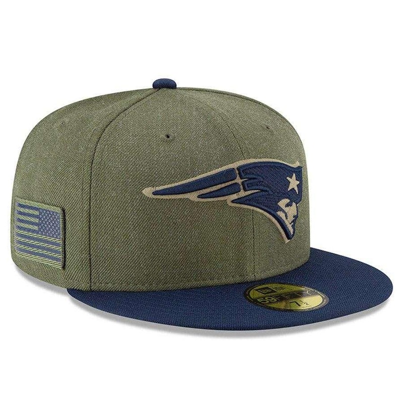 New England Patriots New Era NFL 2018 Salute To Service 59FIFTY Fitted Hat – Olive