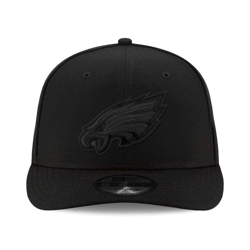 Philadelphia Eagles New Era NFL Black On Black Pre-Curved 9FIFTY Snapback Hat