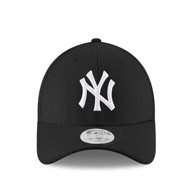 Womens New York Yankees New Era MLB Black & White Diamond Era 9FORTY Curve Hat