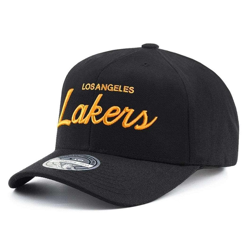 Los Angeles Lakers Mitchell & Ness NBA 110 Script Curve Snapback Hat – Black
