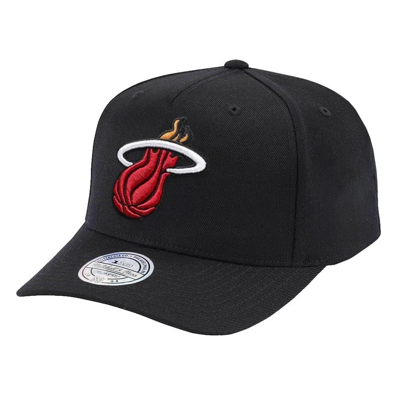 Miami Heat Mitchell & Ness NBA 110 Team Logo Curve Snapback Hat – Black
