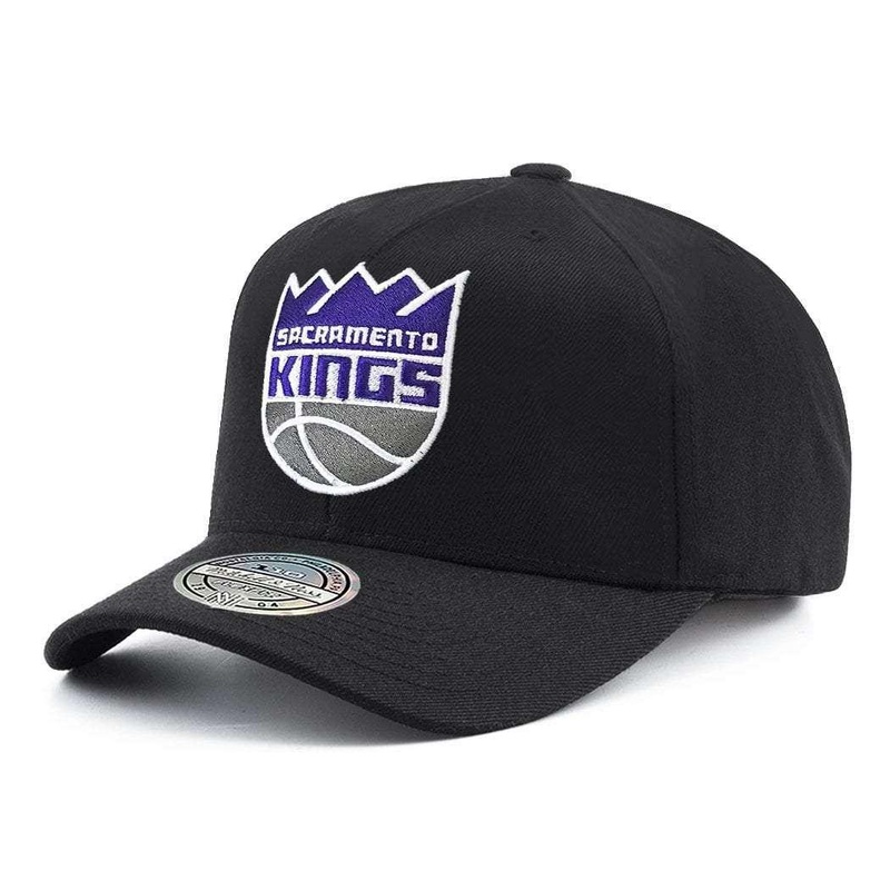 Sacramento Kings Mitchell & Ness NBA Logo 110 Snapback Hat – Black