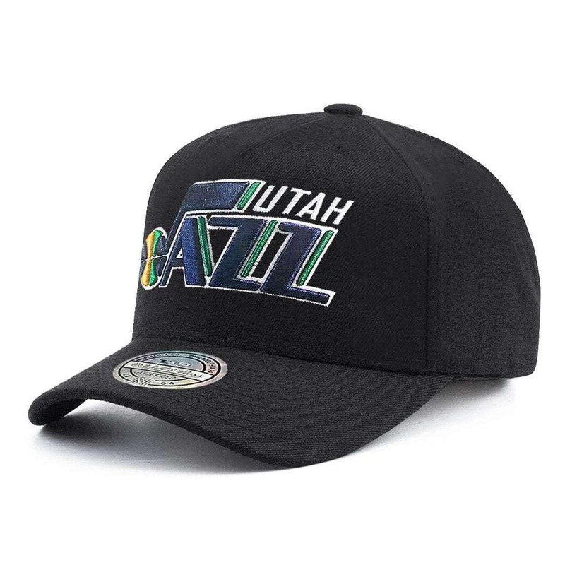 Utah Jazz Mitchell & Ness NBA 110 Logo Curve Snapback Hat – Black