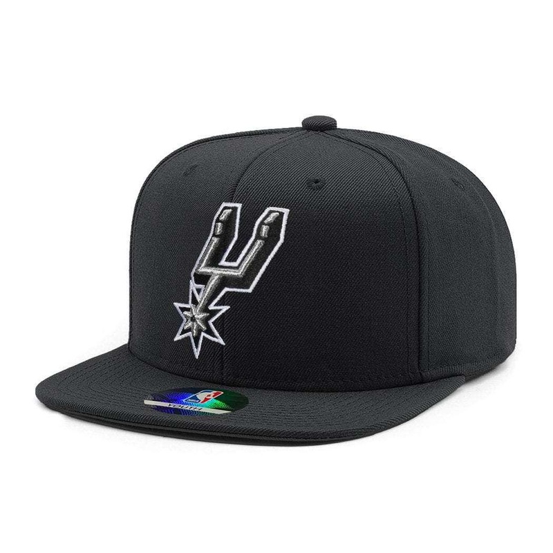 Youths San Antonio Spurs Outerstuff Team NBA Snapback Hat – Black