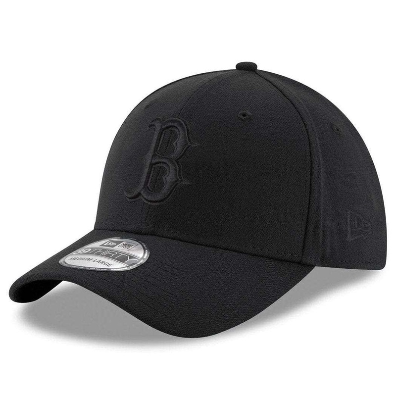 Boston Red Sox New Era MLB Black On Black 39THIRTY Cap Hat