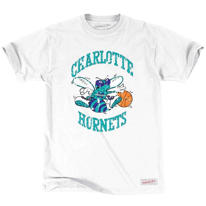 Charlotte Hornets Mitchell & Ness NBA Distressed HWC T-Shirt – White