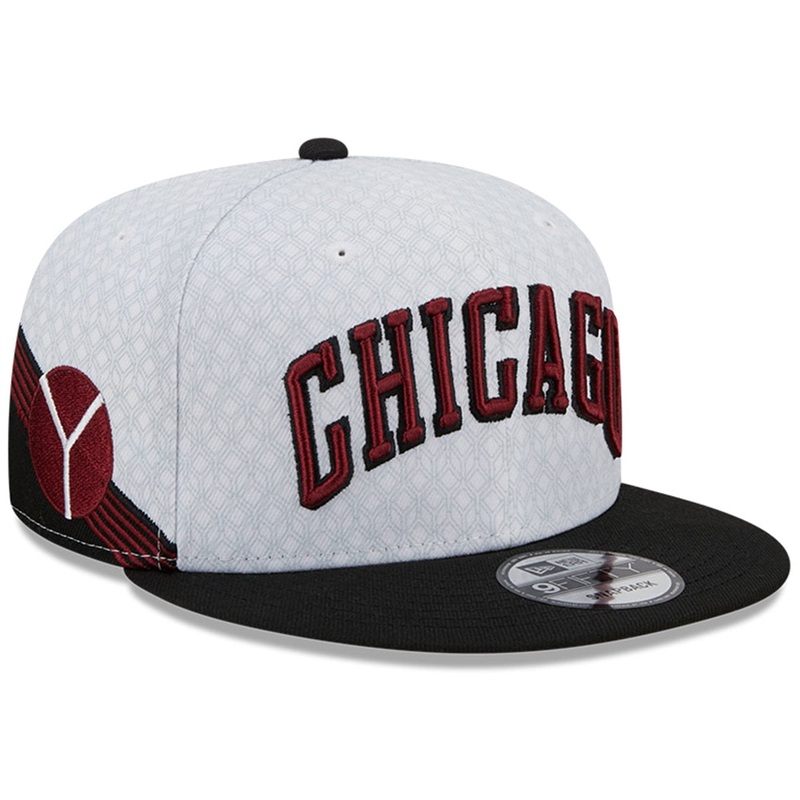 Chicago Bulls New Era NBA 22-23 City Edition 9FIFTY Snapback Hat – White