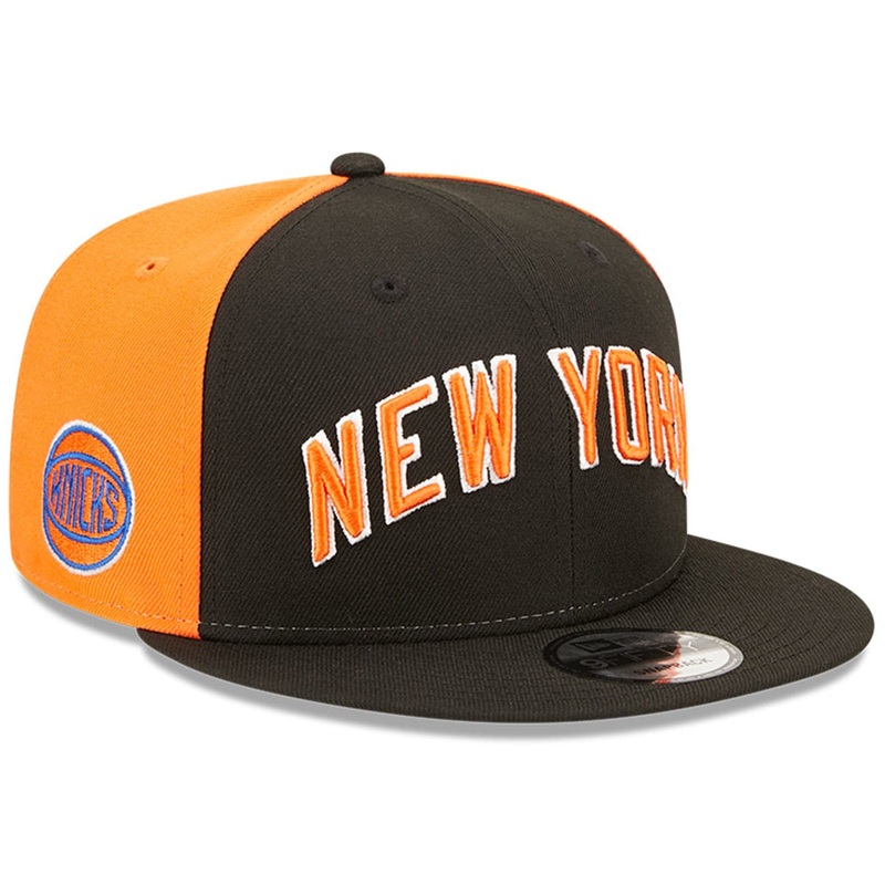 New York Knicks New Era NBA 22-23 City Edition 9FIFTY Snapback Hat – Black
