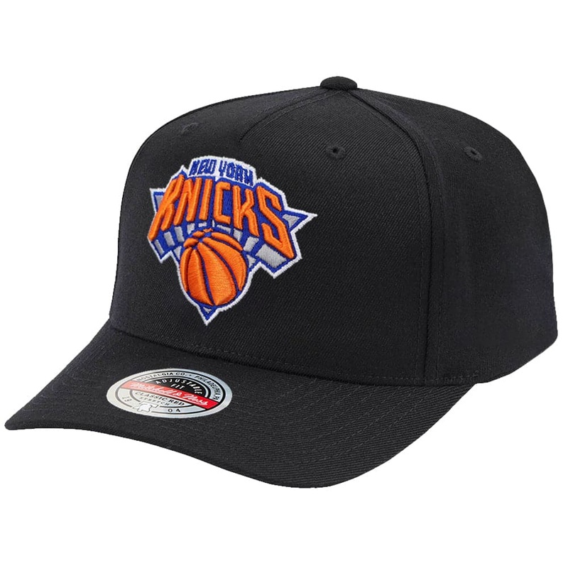 New York Knicks Mitchell & Ness NBA Team Classic Red Snapback Hat – Black