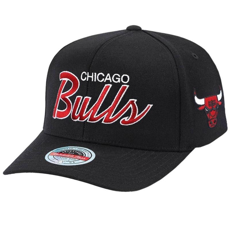 Chicago Bulls Mitchell & Ness NBA Script 2.0 Classic Red Snapback Hat – Black