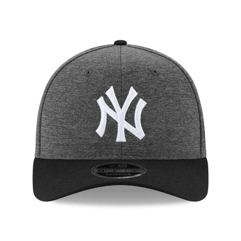 New York Yankees New Era MLB Shadow Tech 9FIFTY Pre-Curved OF Snapback Hat