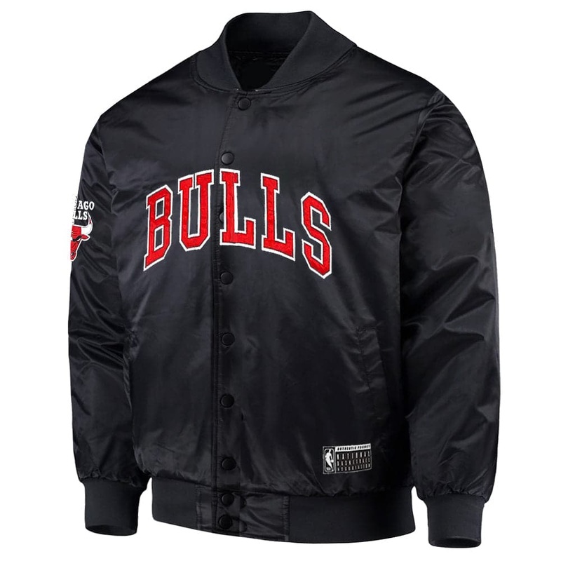 Chicago Bulls NBA Essentials Delta Nylon Bomber Jacket – Black
