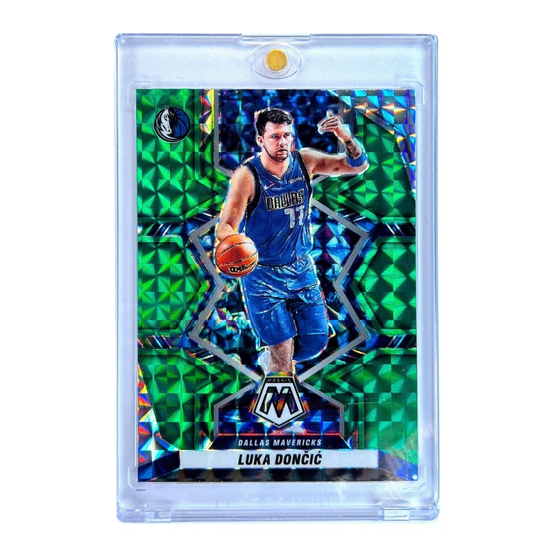 Luka Doncic Dallas Mavericks Panini NBA 21-22 Mosaic Green Parallel Card