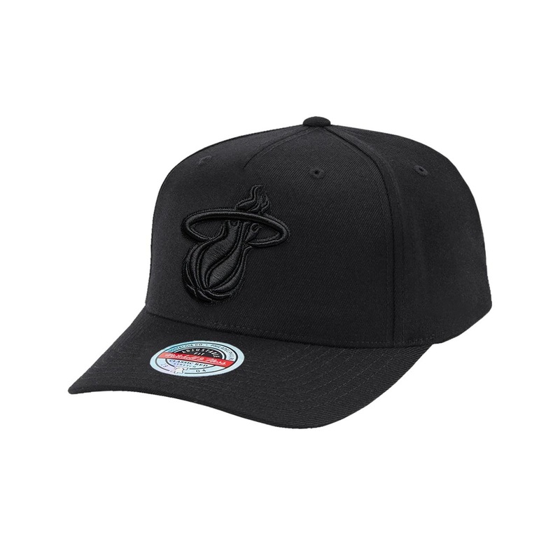 Miami Heat Mitchell & Ness NBA Black On Black Classic Red Snapback Hat