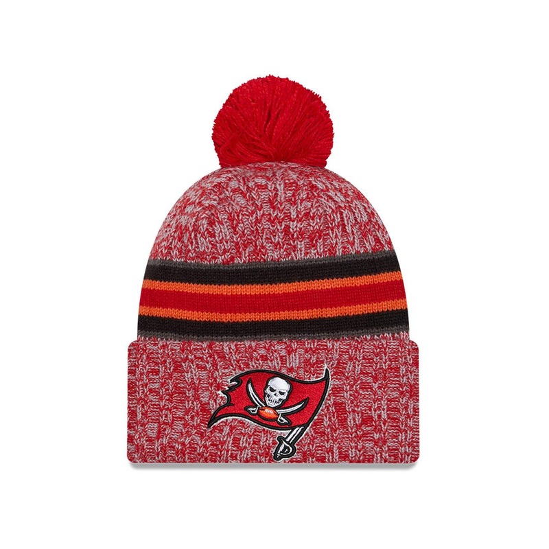 Tampa Bay Buccaneers New Era NFL 23 Sideline Pom Knit Beanie