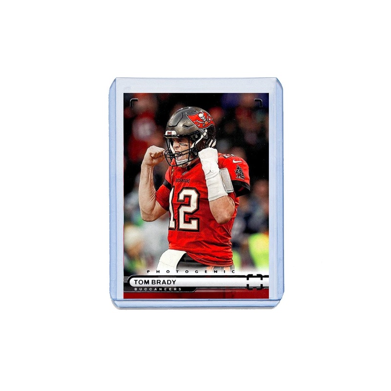 Tom Brady Tampa Bay Buccaneers Panini NFL 22 Photogenic Card