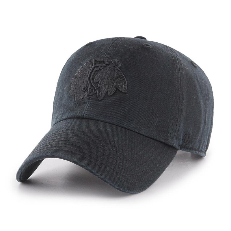Chicago Blackhawks ’47 NHL Black On Black Clean Up Strapback Hat