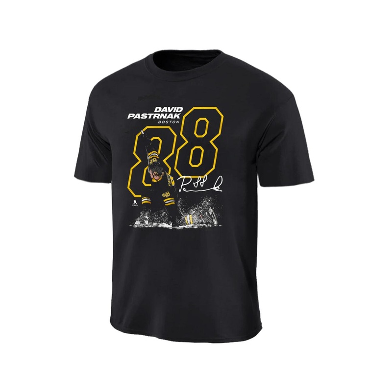 David Pastrnak Boston Bruins 500 Level NHL Outline T-Shirt – Black
