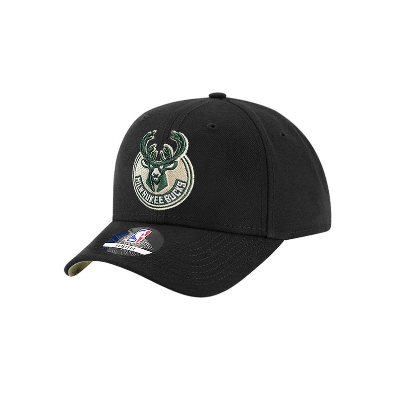 Youths Milwaukee Bucks NBA Essentials Team Curve Snapback Hat – Black