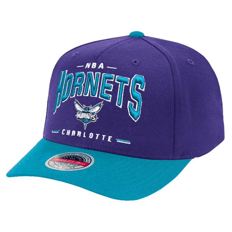 Charlotte Hornets Mitchell & Ness NBA Headline Arch Classic Red Snapback Hat