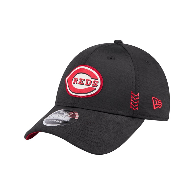 Cincinnati Reds New Era MLB Clubhouse 24 9FORTY Stretch-Snapback Hat – Black