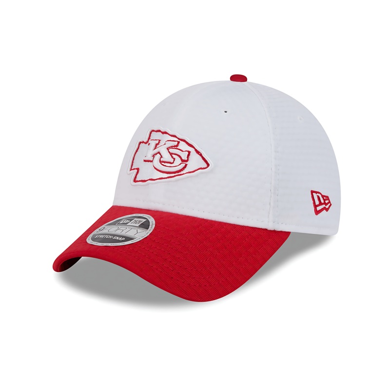 Youths Kansas City Chiefs New Era NFL 24 Training 9FORTY Snapback Hat – White