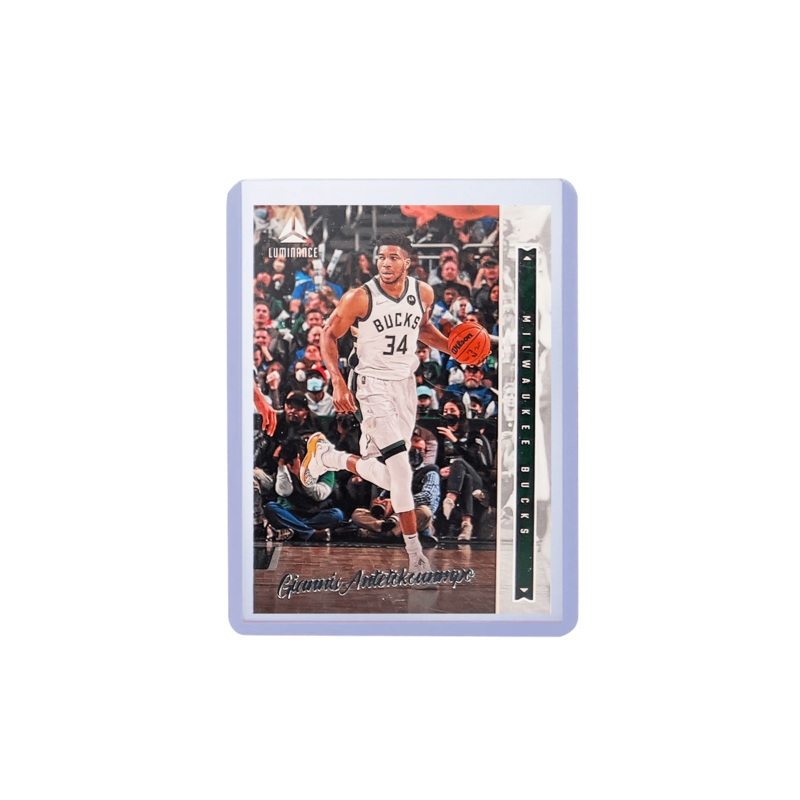 Giannis Antetokounmpo Milwaukee Bucks Panini NBA 21-22 Luminance 265 Card