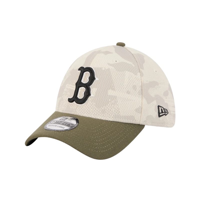 Boston Red Sox New Era MLB Armed Forces 2025 39THIRTY Stretch-Fit Hat