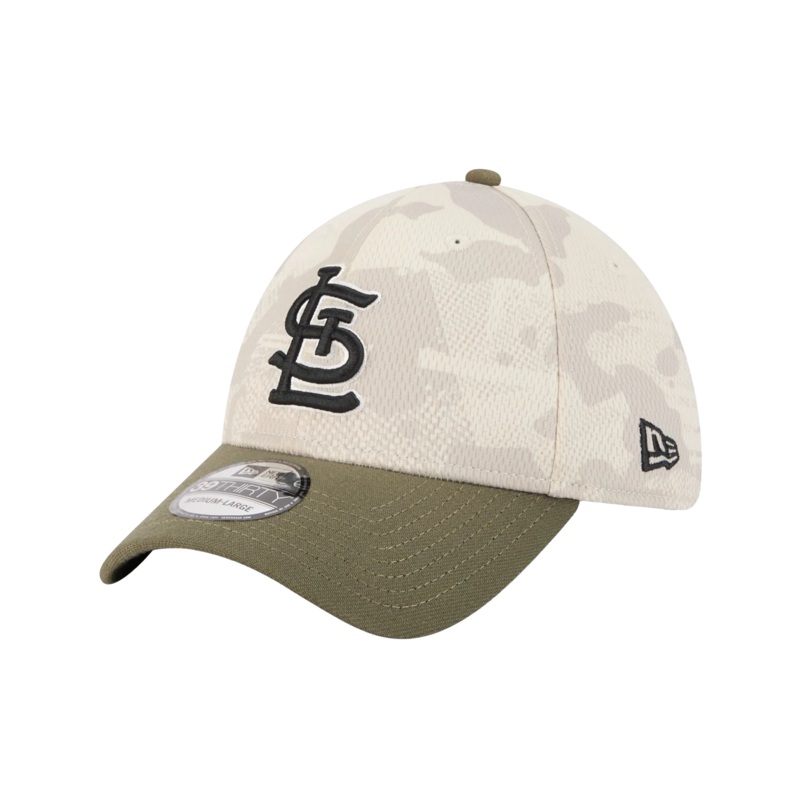 St Louis Cardinals New Era MLB Armed Forces 2025 39THIRTY Stretch-Fit Hat